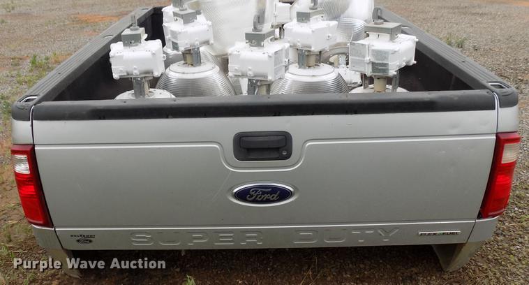 image for item FO9995 2013 Ford F350 pickup truck bed