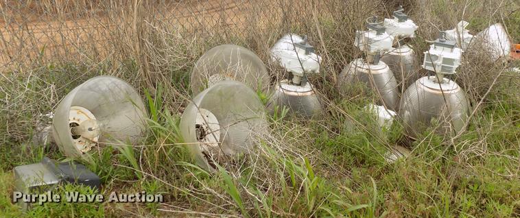 image for item FO9996 Approximately 20 Hubbell light fixtures