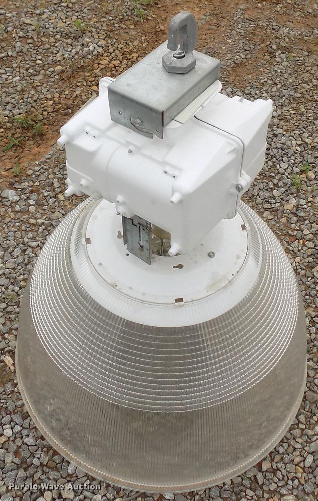 image for item FO9996 Approximately 20 Hubbell light fixtures