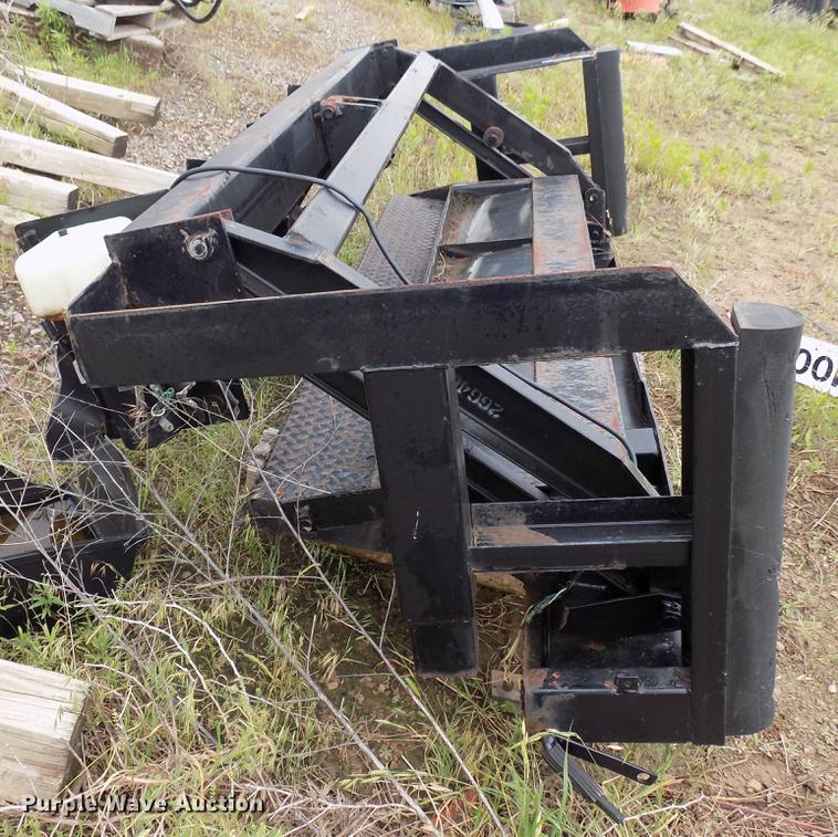 image for item FO9998 Maxon end gate lift