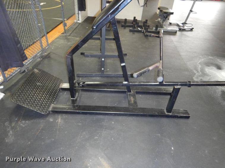 Exercise equipment in Kansas City, KS Item FQ9820 sold Purple Wave