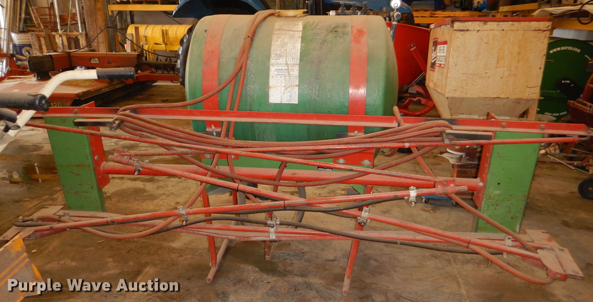 Continental Belton sprayer in Tecumseh, KS Item FQ9754 sold Purple Wave