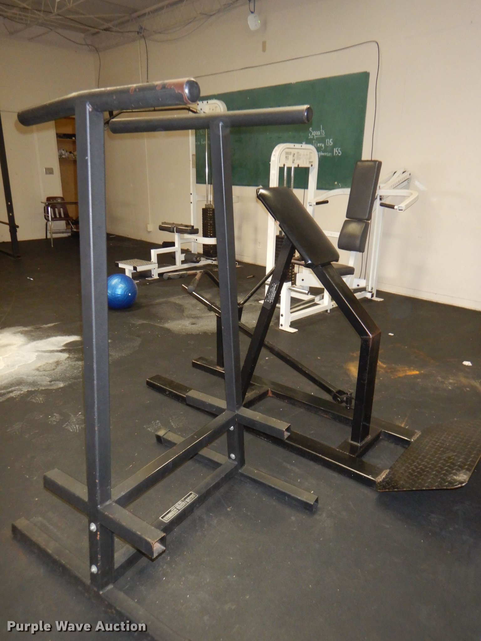 Exercise equipment in Kansas City, KS Item FQ9820 sold Purple Wave