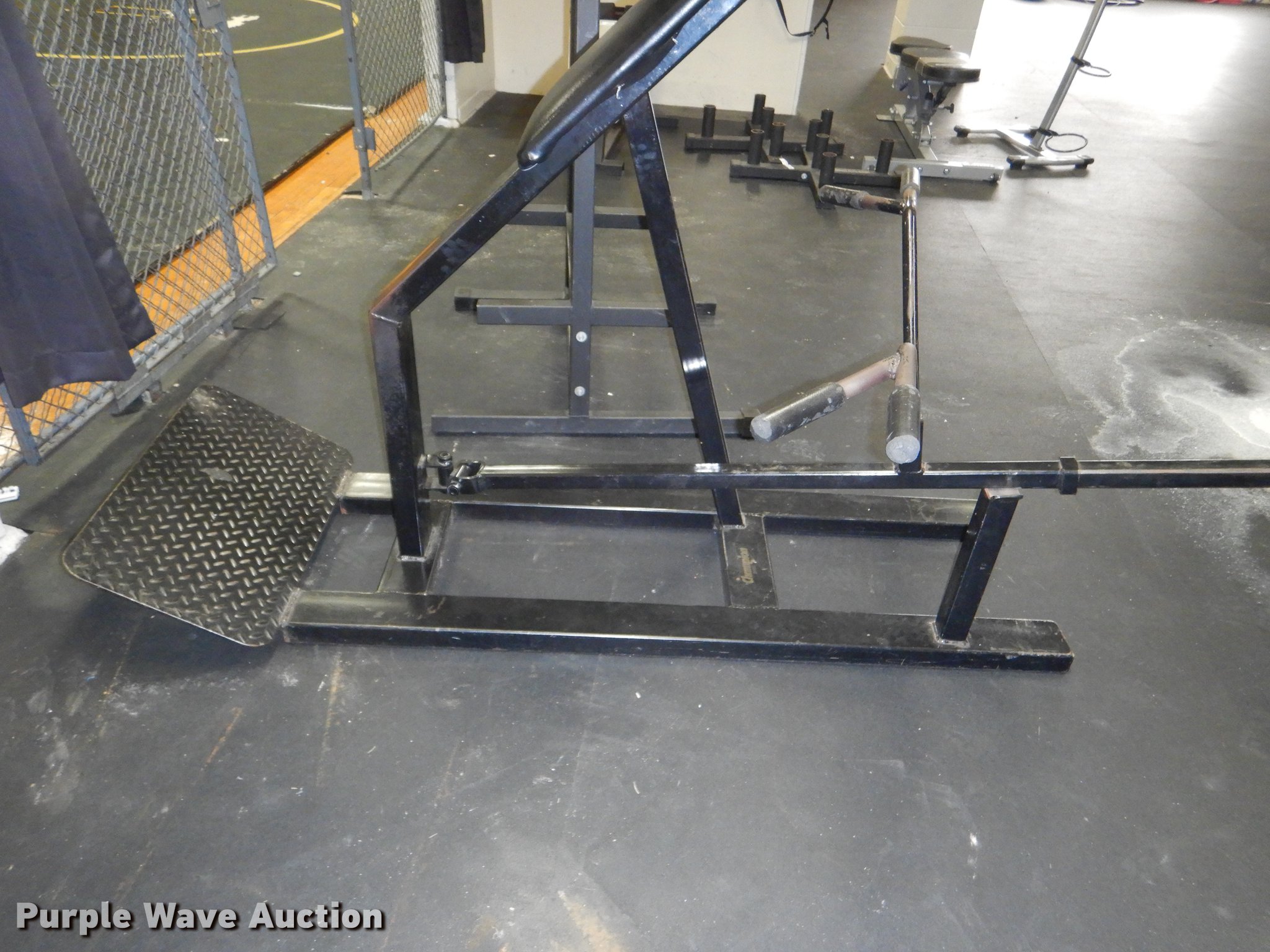 Exercise equipment in Kansas City, KS Item FQ9820 sold Purple Wave