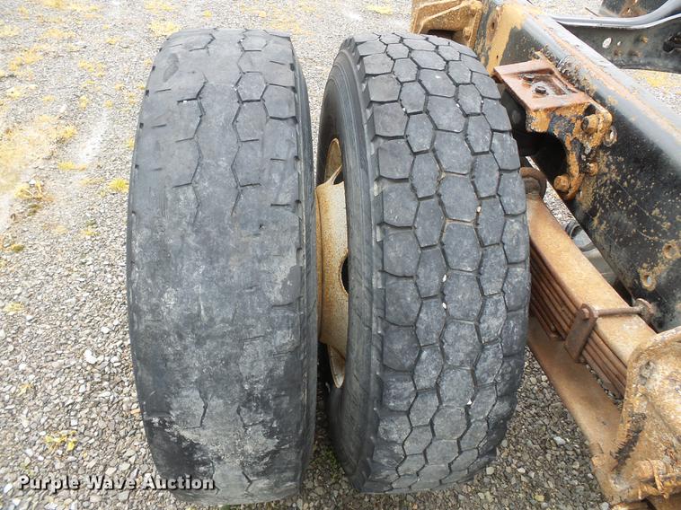 image for item CD9613 2006 Ford F650 Super Duty truck cab and chassis