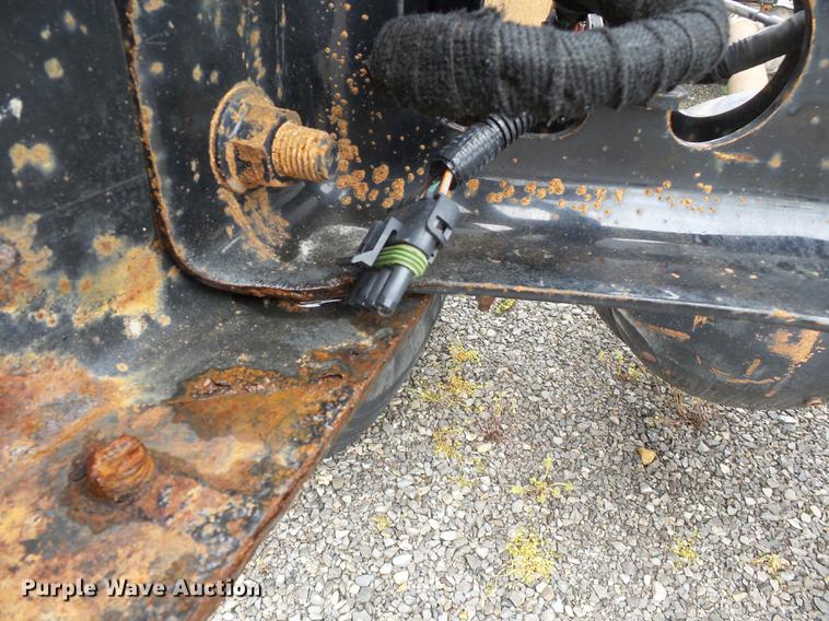 image for item CD9613 2006 Ford F650 Super Duty truck cab and chassis