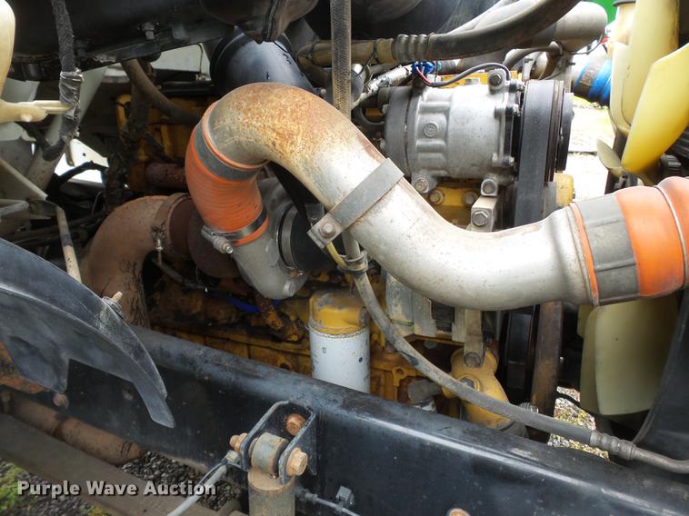 image for item CD9613 2006 Ford F650 Super Duty truck cab and chassis