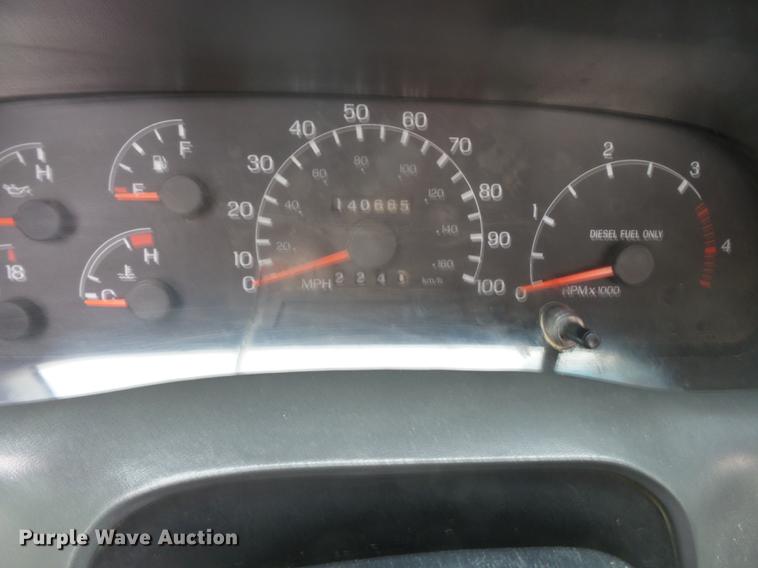 image for item CD9613 2006 Ford F650 Super Duty truck cab and chassis