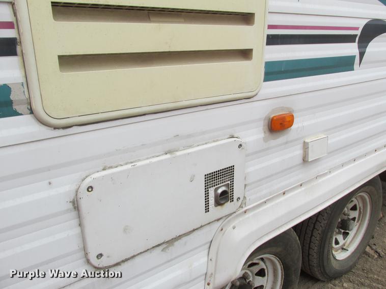 image for item DA8325 1999 Dutchman Classic camper