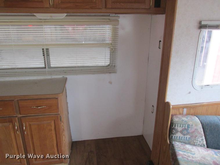 image for item DA8325 1999 Dutchman Classic camper