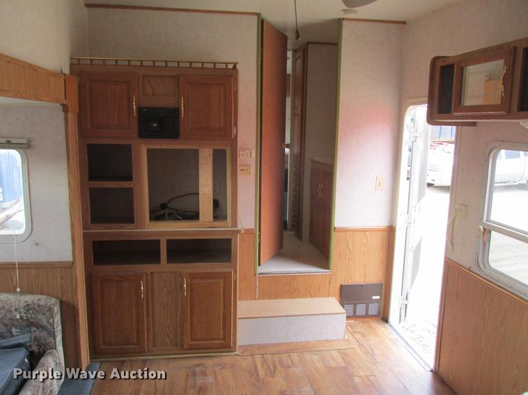 image for item DA8325 1999 Dutchman Classic camper