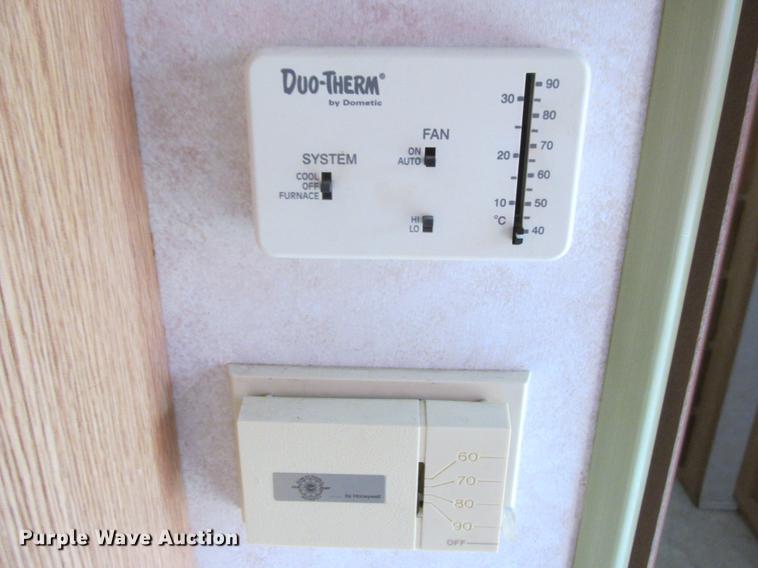 image for item DA8325 1999 Dutchman Classic camper