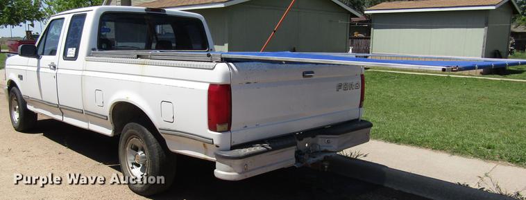 image for item DB4947 1994 Ford F150 SuperCab pickup truck