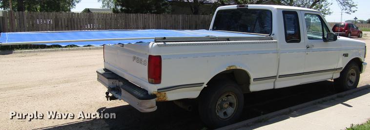 image for item DB4947 1994 Ford F150 SuperCab pickup truck