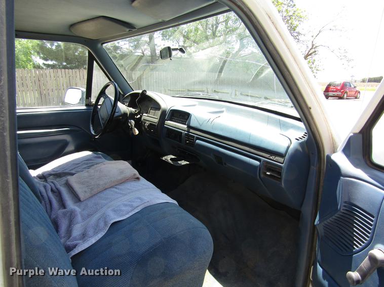 image for item DB4947 1994 Ford F150 SuperCab pickup truck