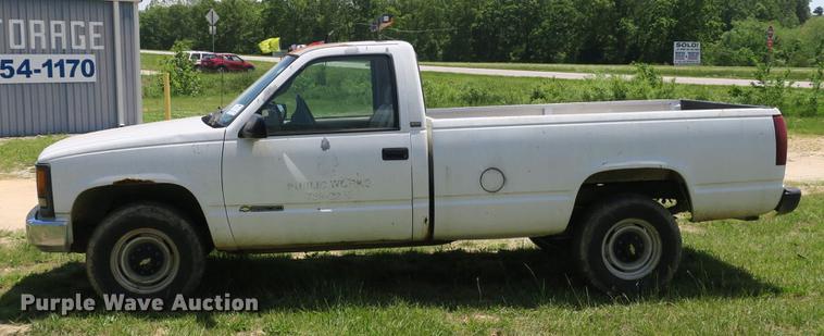image for item DB8764 1995 Chevrolet Cheyenne 2500 pickup truck