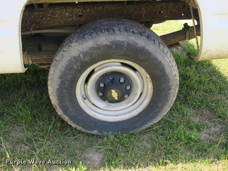 image for item DB8764 1995 Chevrolet Cheyenne 2500 pickup truck