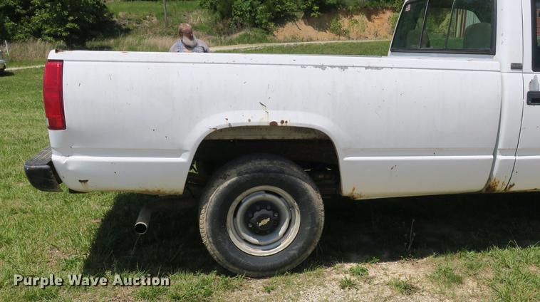 image for item DB8764 1995 Chevrolet Cheyenne 2500 pickup truck