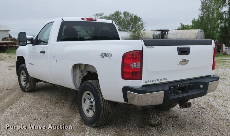 image for item DB8775 2007 Chevrolet Silverado 2500HD pickup truck