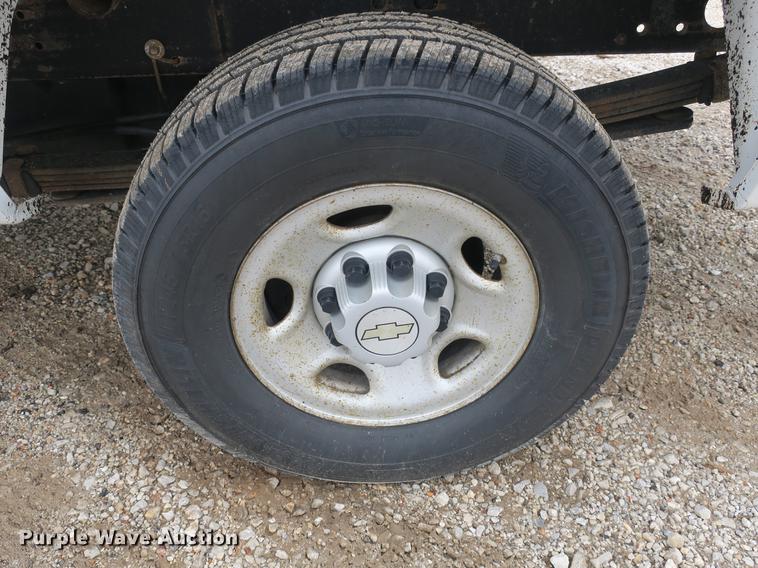 image for item DB8775 2007 Chevrolet Silverado 2500HD pickup truck