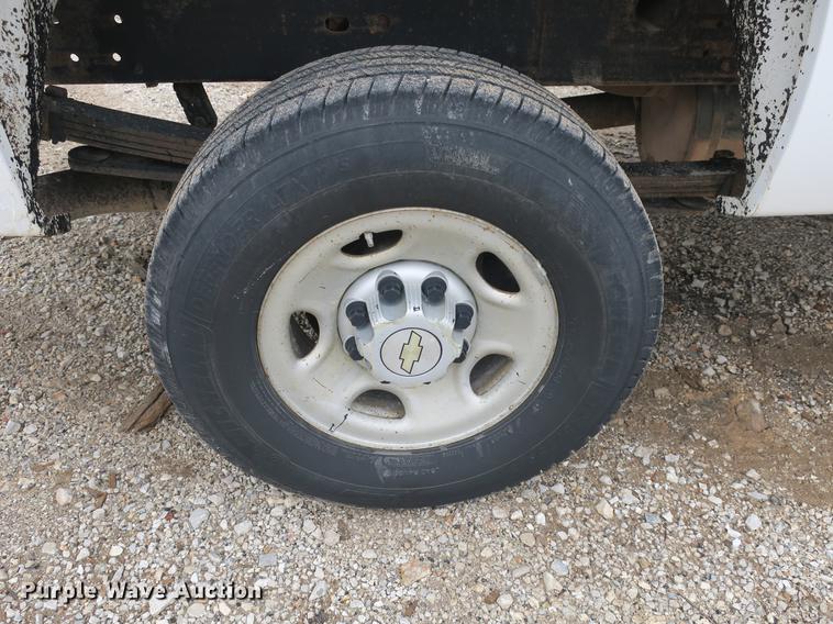 image for item DB8775 2007 Chevrolet Silverado 2500HD pickup truck