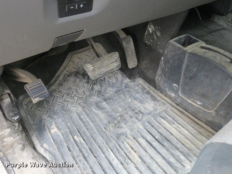 image for item DB8775 2007 Chevrolet Silverado 2500HD pickup truck