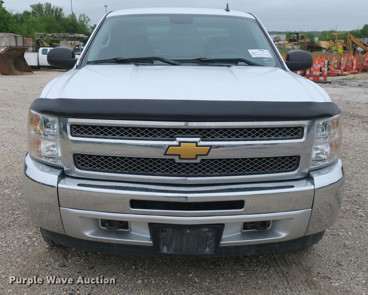 image for item DB8776 2013 Chevrolet Silverado 1500 Ext. Cab pickup truck