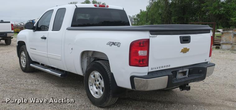 image for item DB8776 2013 Chevrolet Silverado 1500 Ext. Cab pickup truck