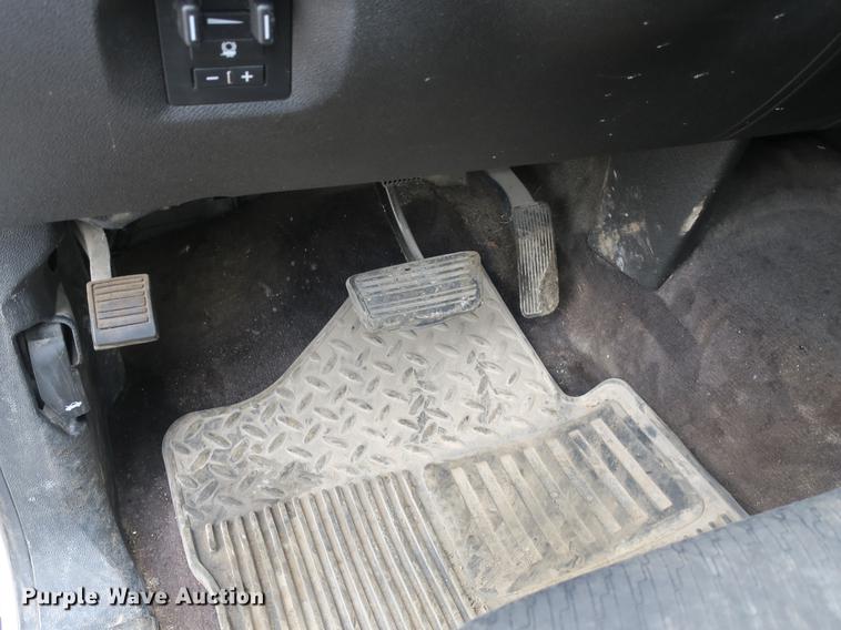 image for item DB8776 2013 Chevrolet Silverado 1500 Ext. Cab pickup truck