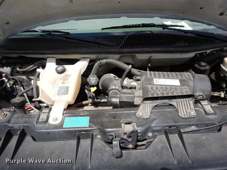 image for item DB9629 2009 Chevrolet Express 3500 shuttle bus