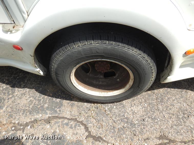 image for item DB9629 2009 Chevrolet Express 3500 shuttle bus