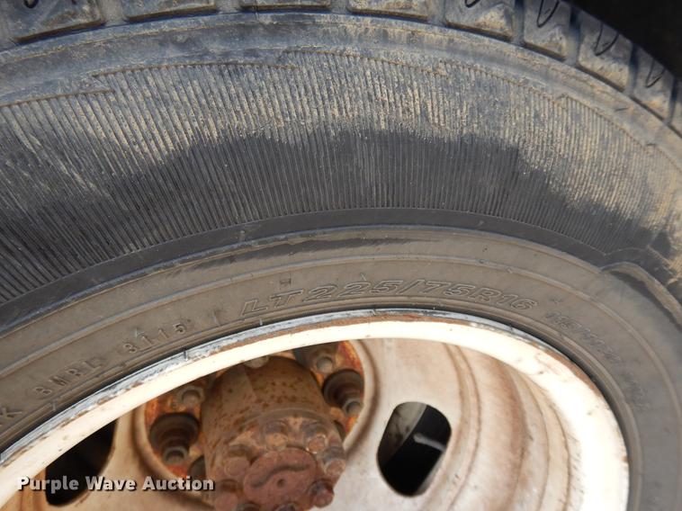 image for item DB9629 2009 Chevrolet Express 3500 shuttle bus