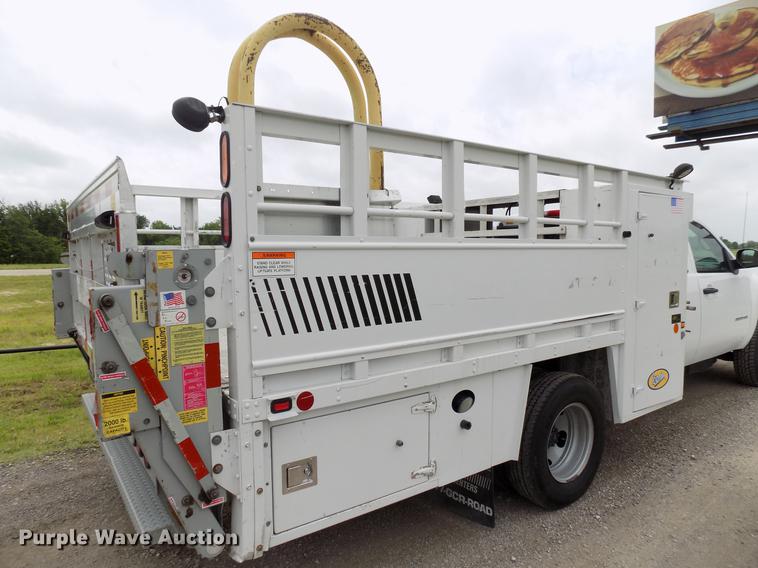 image for item DB9645 2011 Chevrolet Silverado 2500HD Ext. Cab utility bed pickup truck