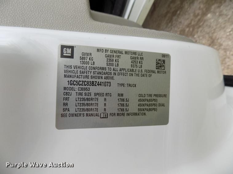 image for item DB9645 2011 Chevrolet Silverado 2500HD Ext. Cab utility bed pickup truck