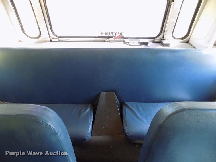 image for item DB9715 1997 Thomas Built Saf-T-Liner MVP ER school bus