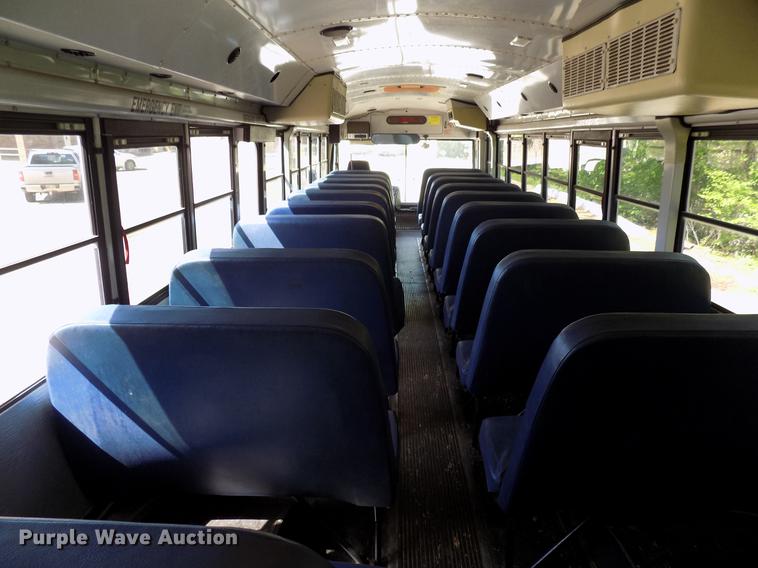 image for item DB9715 1997 Thomas Built Saf-T-Liner MVP ER school bus