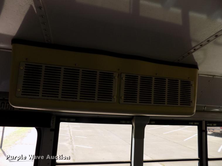 image for item DB9715 1997 Thomas Built Saf-T-Liner MVP ER school bus