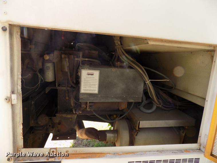 image for item DB9715 1997 Thomas Built Saf-T-Liner MVP ER school bus