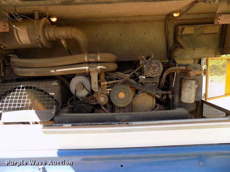 image for item DB9715 1997 Thomas Built Saf-T-Liner MVP ER school bus