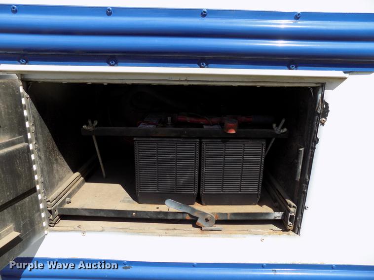 image for item DB9715 1997 Thomas Built Saf-T-Liner MVP ER school bus