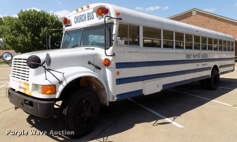 image for item DB9716 1990 International 3800 school bus