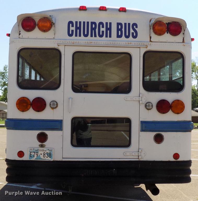 image for item DB9716 1990 International 3800 school bus