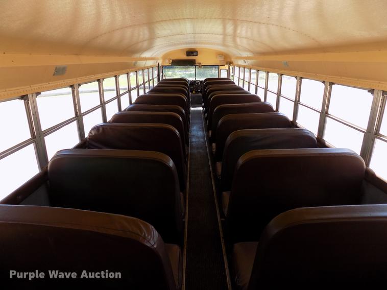 image for item DB9716 1990 International 3800 school bus