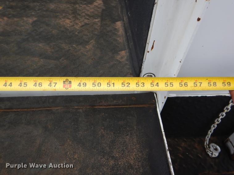 image for item DC0229 2005 Ford F550 Super Duty service truck with crane