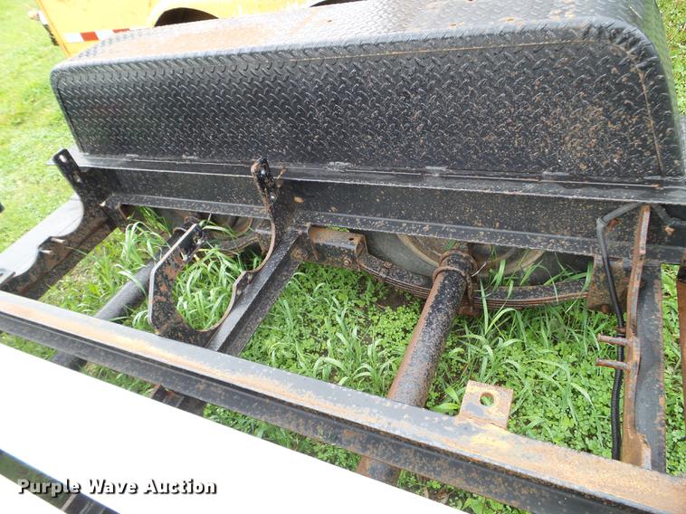 image for item DC4572 2015 McElrath 512LE pipe trailer