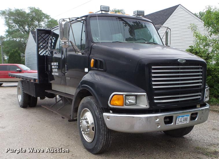 image for item DC4575 1999 Sterling L8500 flatbed truck