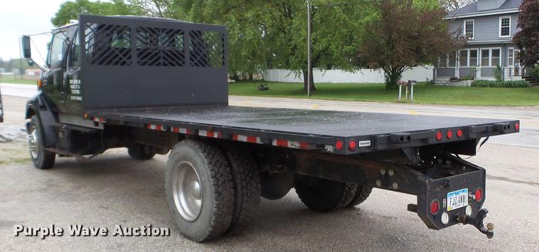 image for item DC4575 1999 Sterling L8500 flatbed truck
