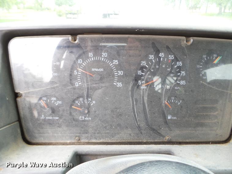 image for item DC4575 1999 Sterling L8500 flatbed truck