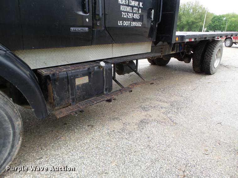 image for item DC4575 1999 Sterling L8500 flatbed truck