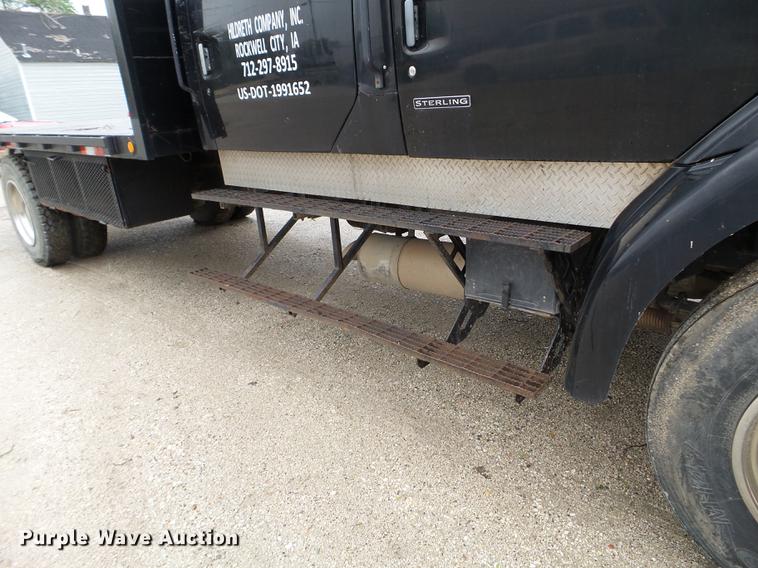 image for item DC4575 1999 Sterling L8500 flatbed truck